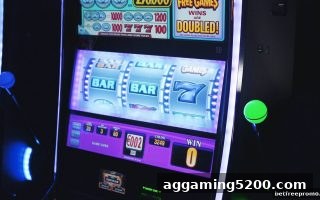 博彩平台新人免费奖金全攻略：连线结构如何影响你的中奖体验？